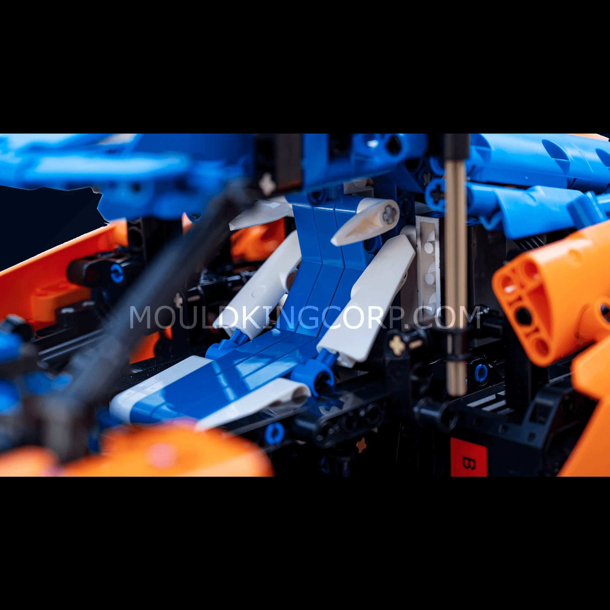 Mould King 13098 Speedtail Sports Car Remote Controlled Building Kit | 1,883 PCS - Image 2