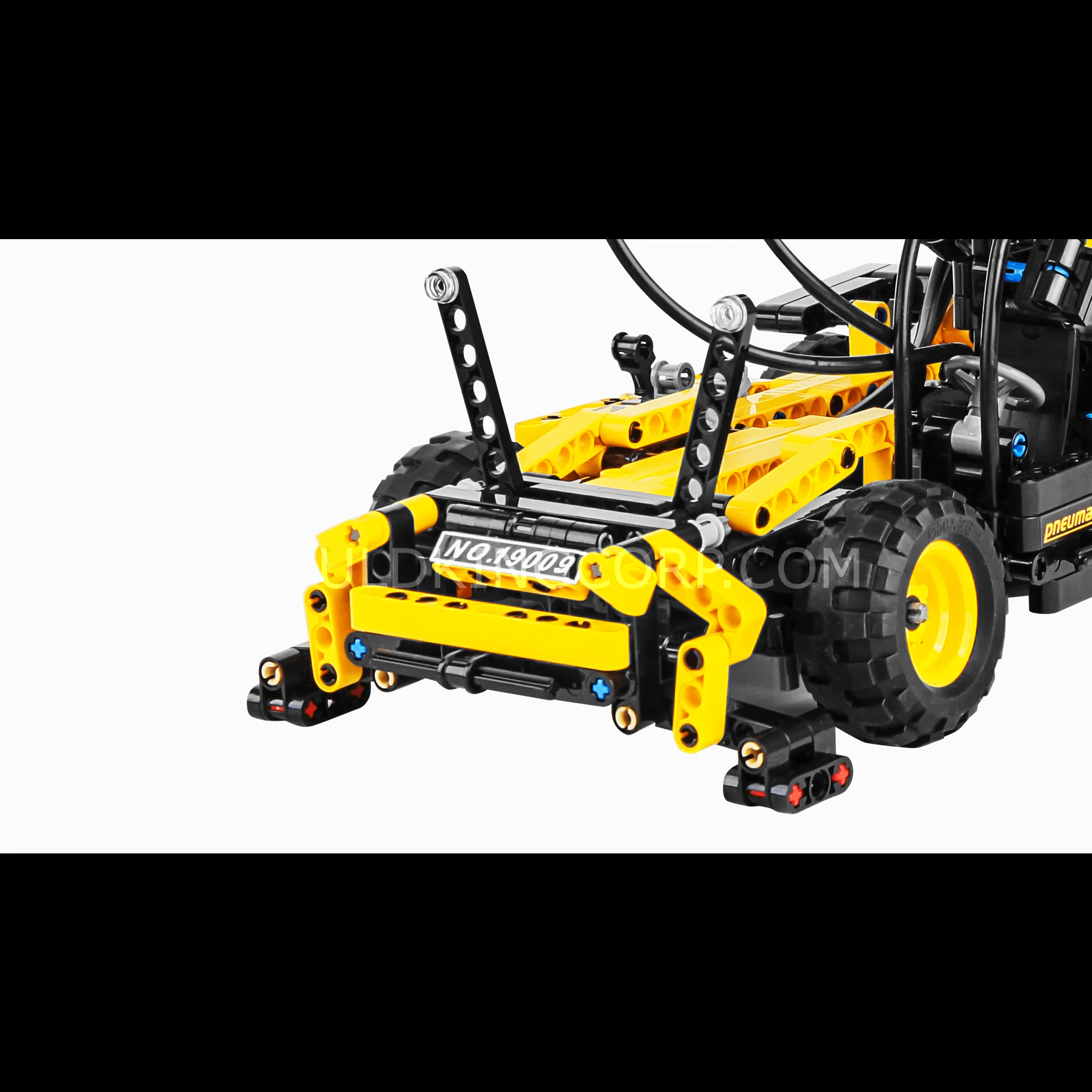 MOULD KING 19009 Pneumatic Forklift Building Toy Set | 803 PCS - Image 3